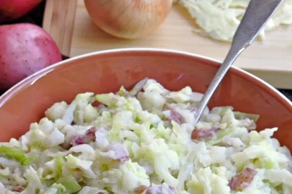 Brambory se zelím (Colcannon)