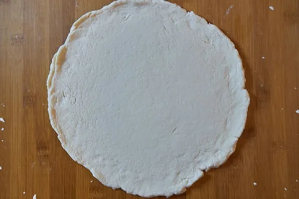 Domácí pizzové těsto