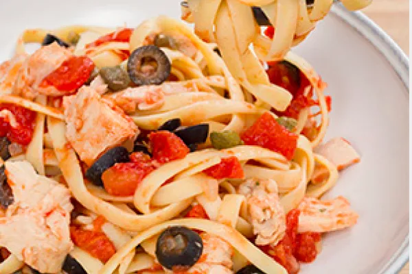 Neapolské fettuccine s tuňákem